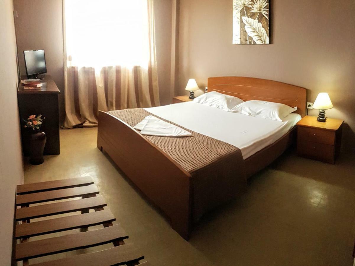 Aparthotel Haus Elena Kavala Exterior foto